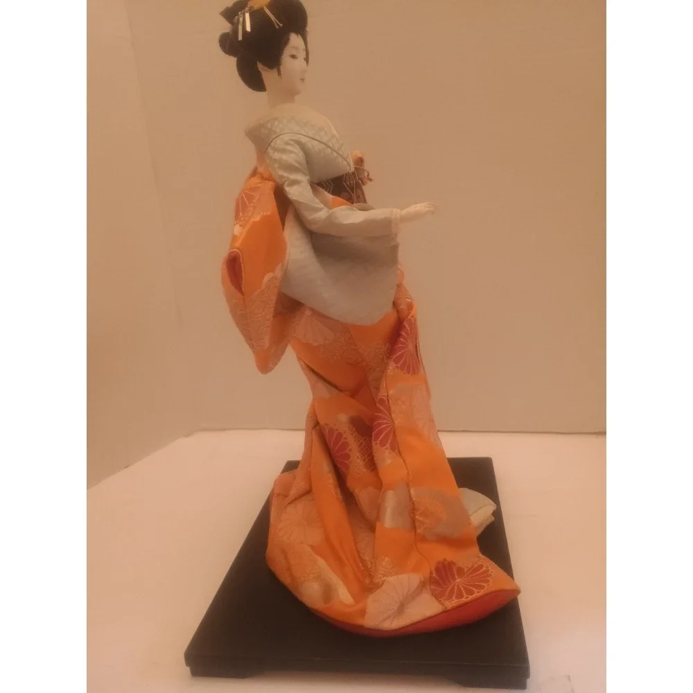 Japanese Geisha Kimono Dollon Lacquer Stand 17